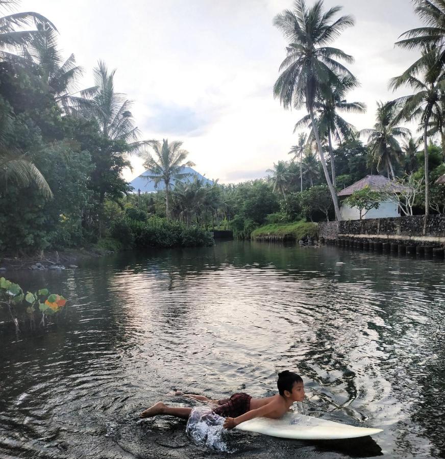 فيلا Jasri Dalem Surf Retreat المظهر الخارجي الصورة